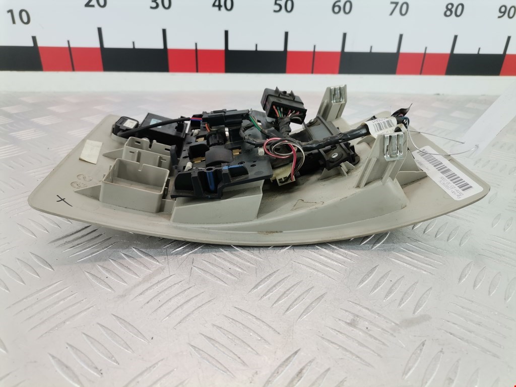 Плафон салонный (салона фонарь) CHEVROLET Tahoe III 2006-2014