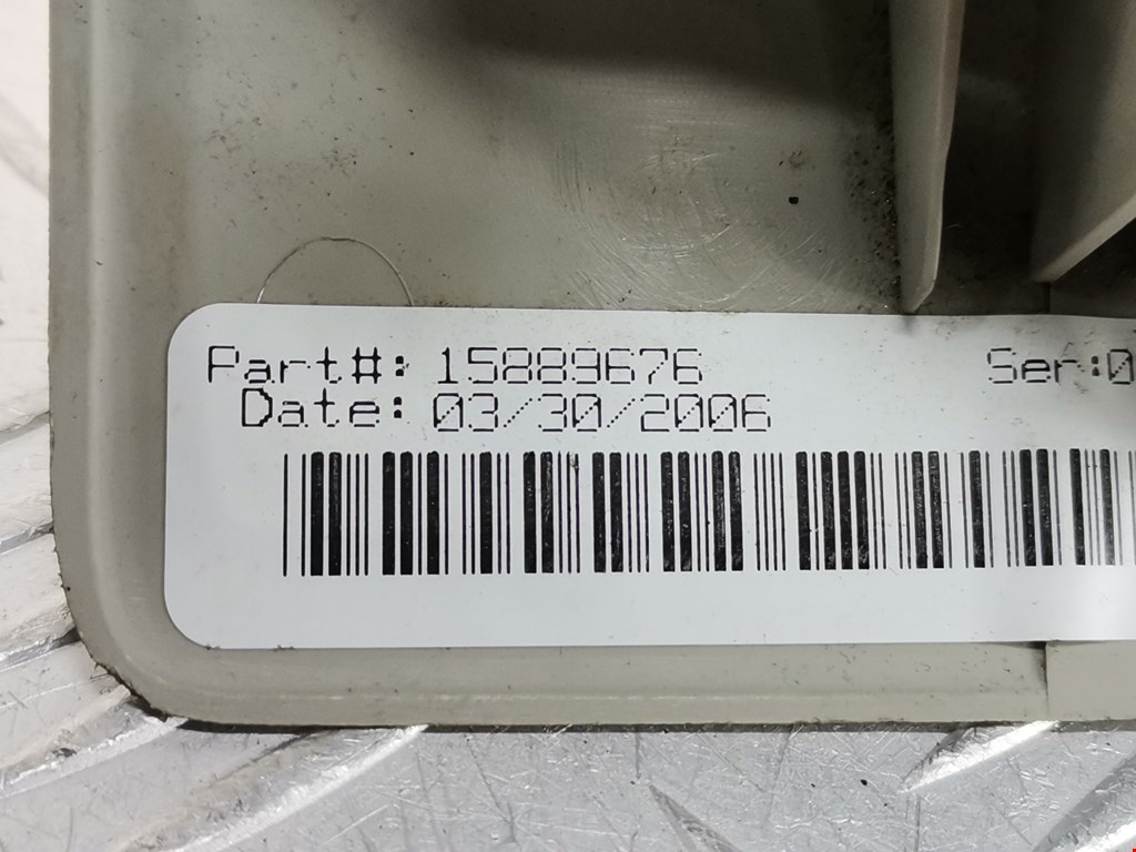 Плафон салонный (салона фонарь) CHEVROLET Tahoe III 2006-2014