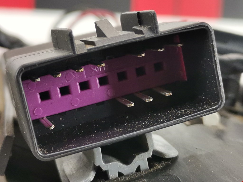 Плафон салонный (салона фонарь) CHEVROLET Tahoe III 2006-2014