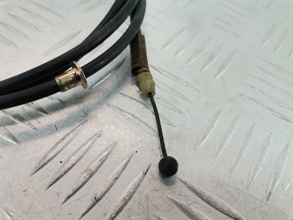 Трос открывания капота LEXUS LX 470 1998-2007