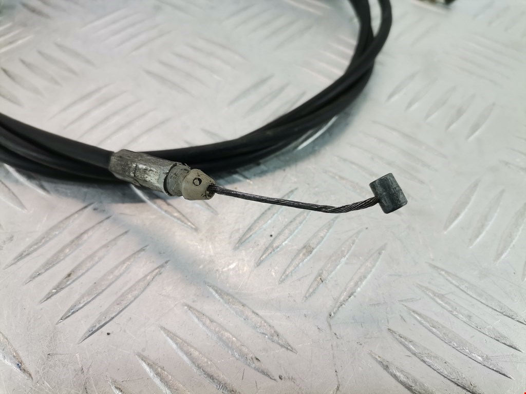 Трос открывания капота LEXUS LX 470 1998-2007