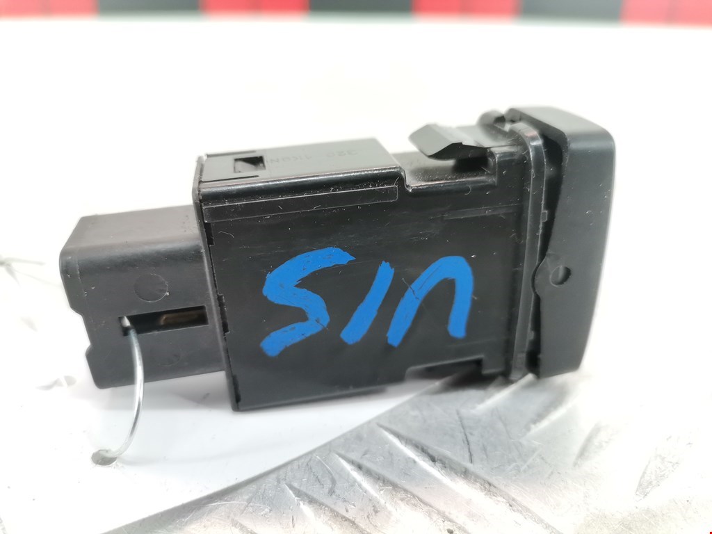 Кнопка стеклоподъемника LEXUS LX 470 1998-2007