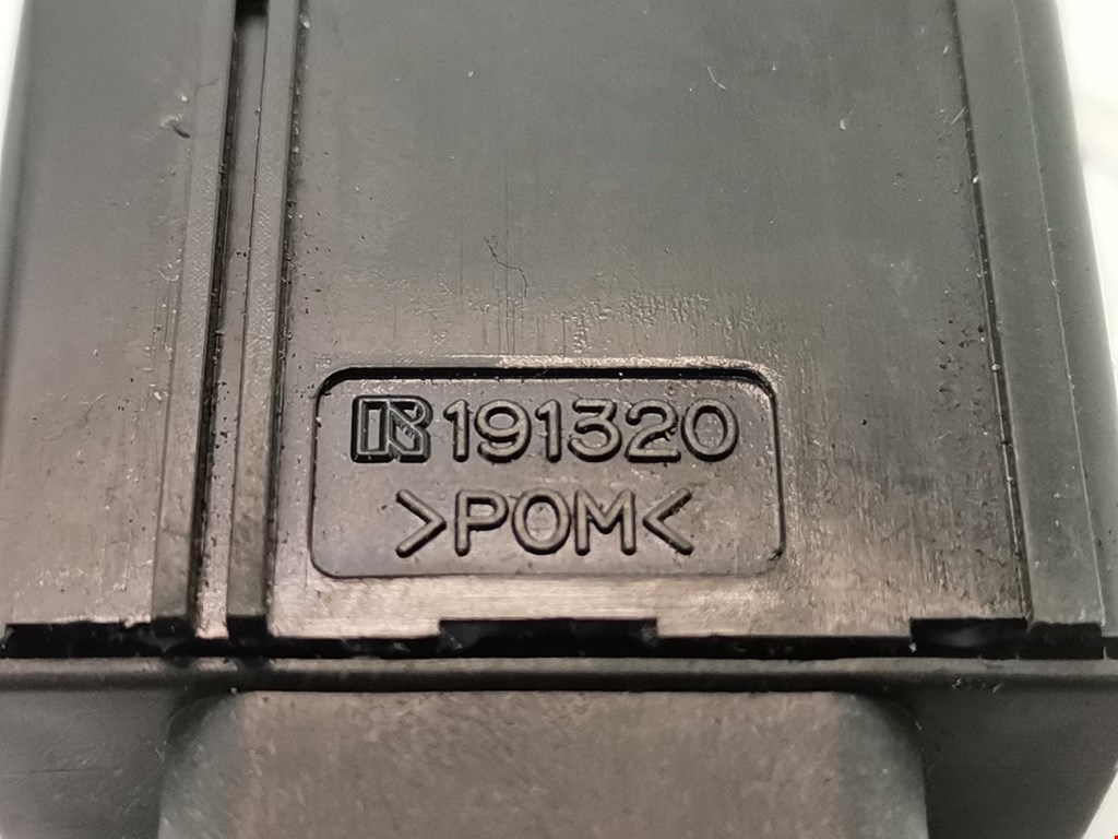 Кнопка стеклоподъемника LEXUS LX 470 1998-2007