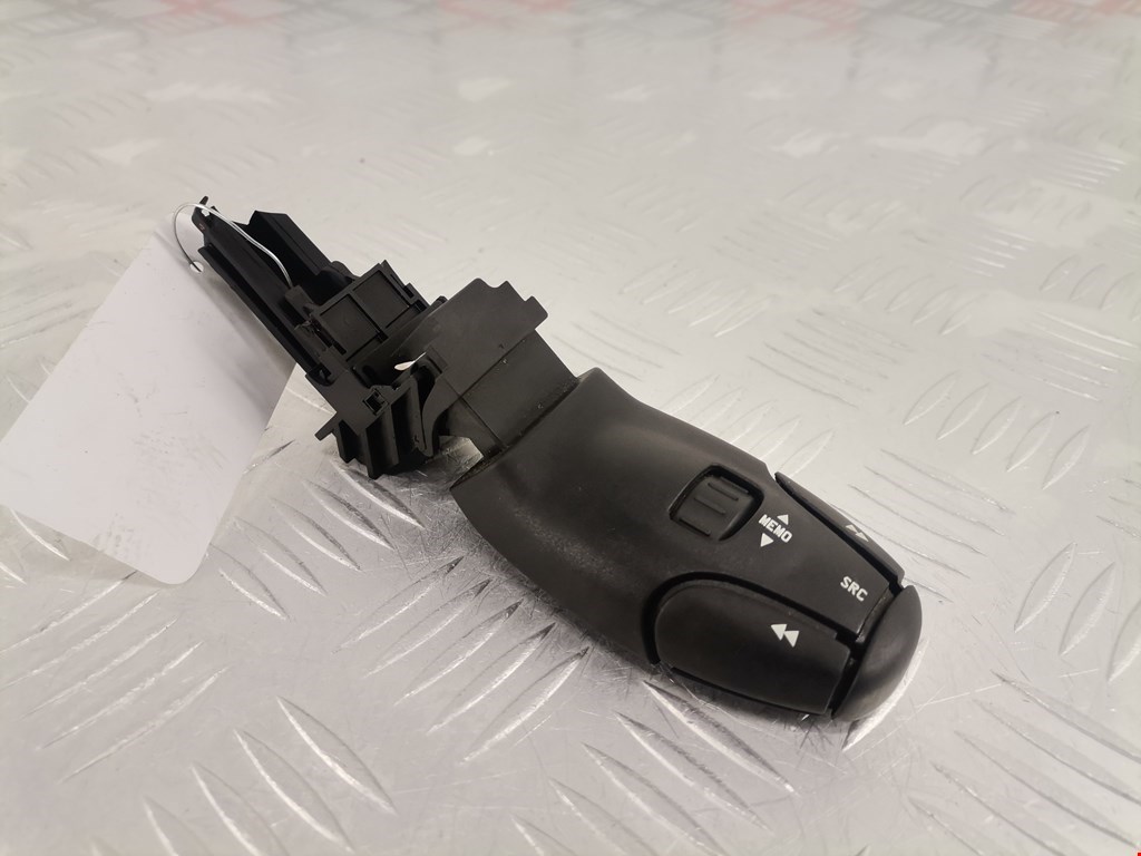 Переключатель подрулевой управления магнитолой PEUGEOT 407 2004-2010