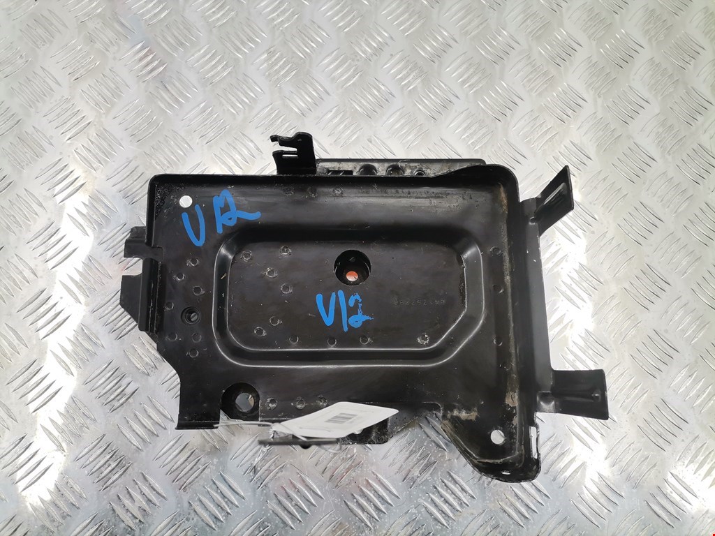 Крепление АКБ (корпус/подставка) CHEVROLET Equinox 2017-н.в.