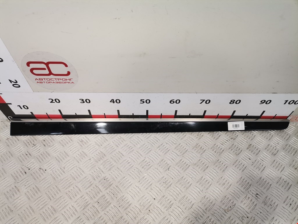 Накладка декоративная (молдинг) двери передней правой Mercedes GL-Class (X164) (2006-2012)