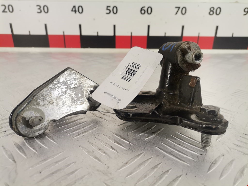 Петля двери задней правой Mercedes GL-Class (X164) (2006-2012)