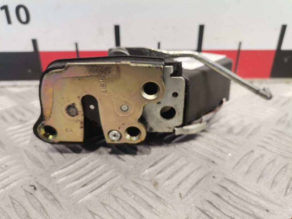 Замок двери задней правой LEXUS LX 470 1998-2007