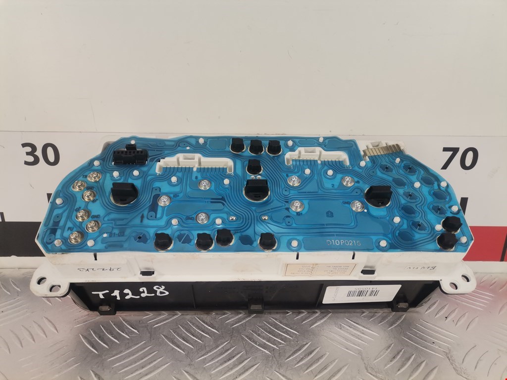 Панель приборов (щиток) SUZUKI Alto HA12 1998-2004