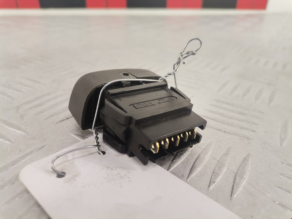 Кнопка центрального замка RENAULT Scenic I 1996-2003