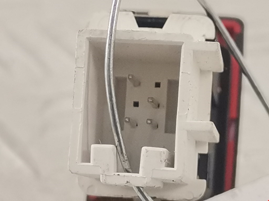 Кнопка аварийной сигнализации (аварийки) VOLKSWAGEN Golf VI 2009-2012