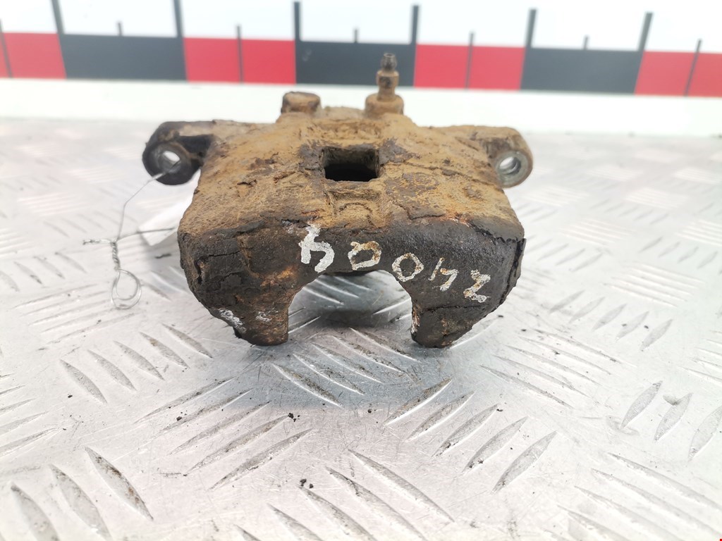 Суппорт задний правый SUBARU Impreza 2000-2007