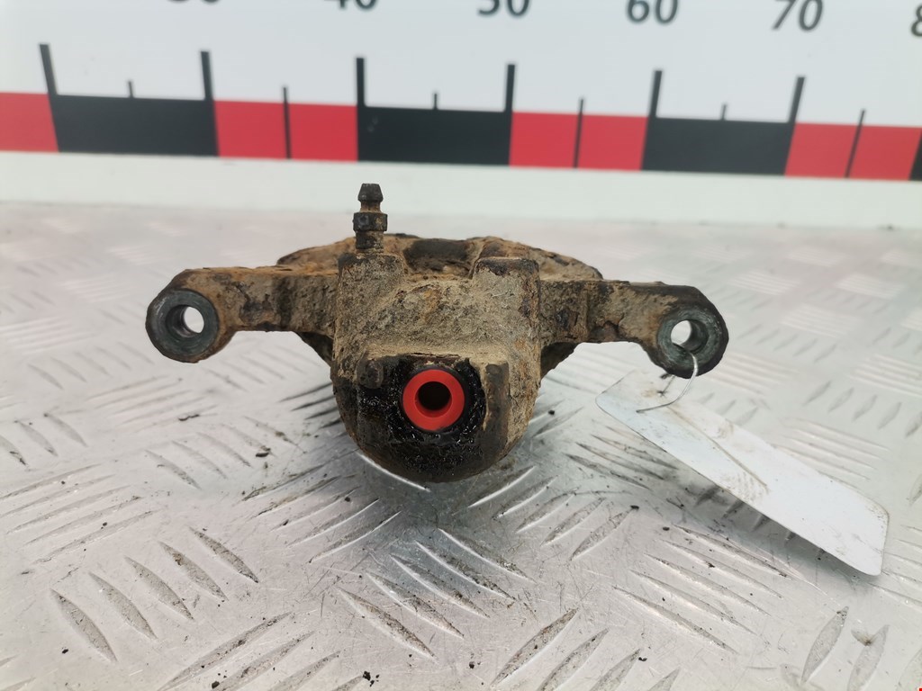 Суппорт задний правый SUBARU Impreza 2000-2007