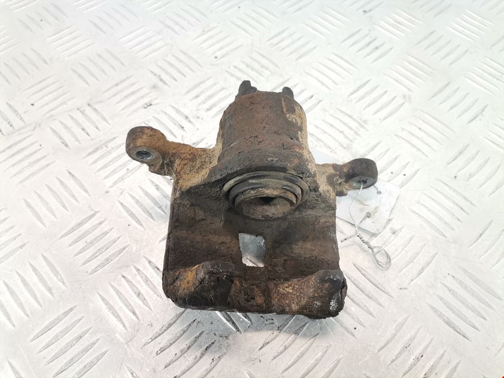 Суппорт задний правый SUBARU Impreza 2000-2007