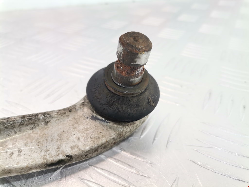 Рычаг передний правый AUDI A4 B5 1995-2001