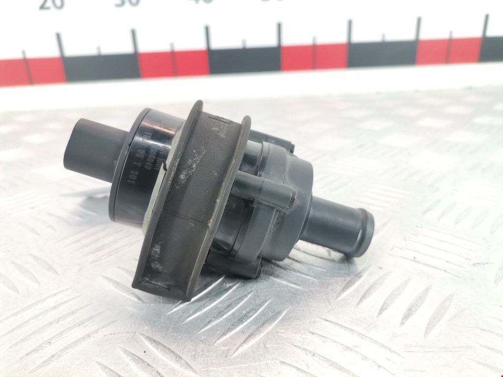 Насос водяной (помпа) OPEL Signum 2003-2008