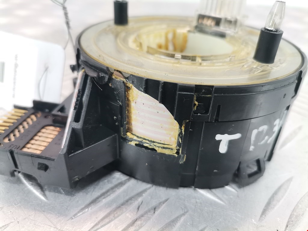 Механизм подрулевой для SRS (ленточный) VOLKSWAGEN Golf VI 2009-2012