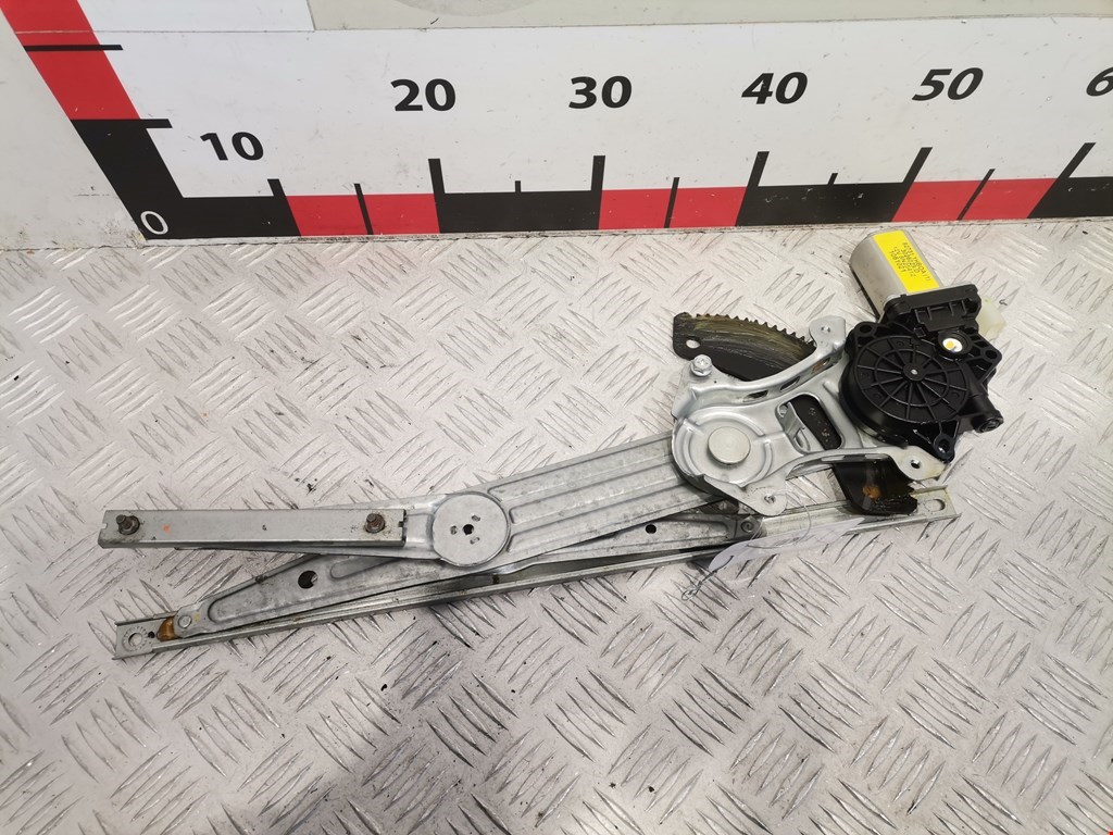 Стеклоподъемник передний левый NISSAN Micra K13 2010-2017