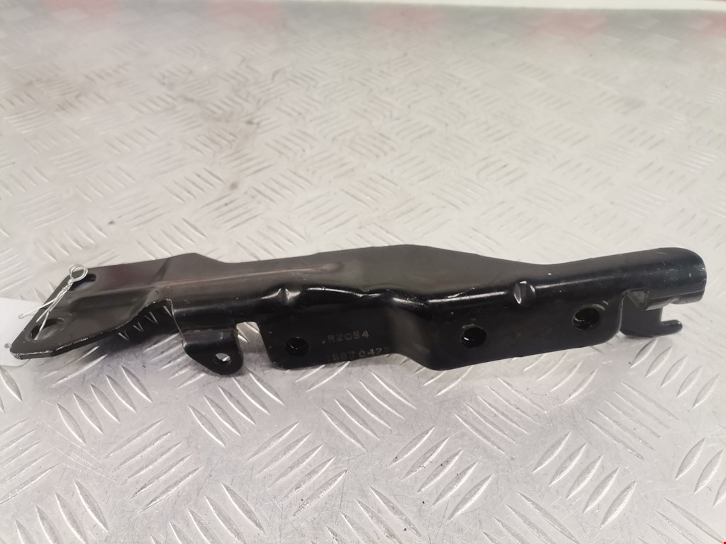 Петля капота левая/правая CHEVROLET Tahoe III 2006-2014