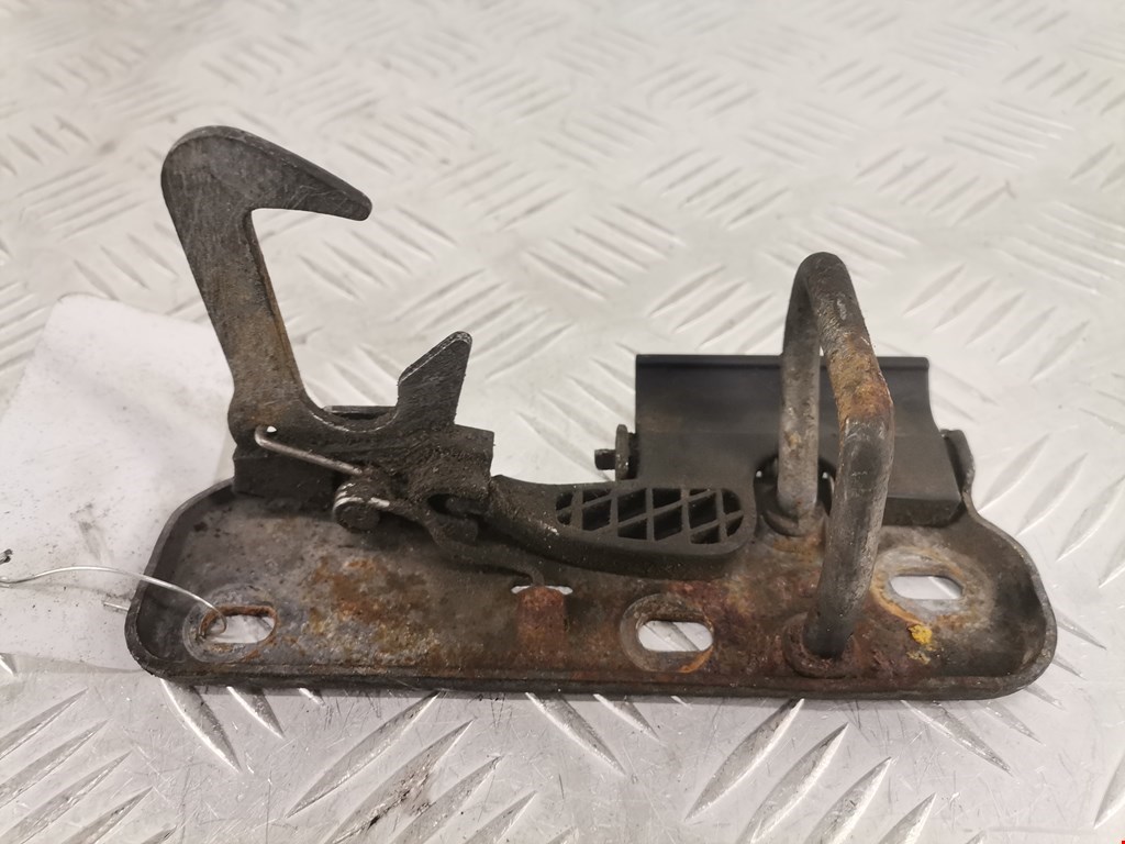 Замок капота VOLKSWAGEN Golf VI 2009-2012