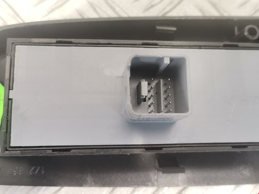 Блок управления стеклоподъемниками SKODA Octavia A5 1Z- 2004-2013