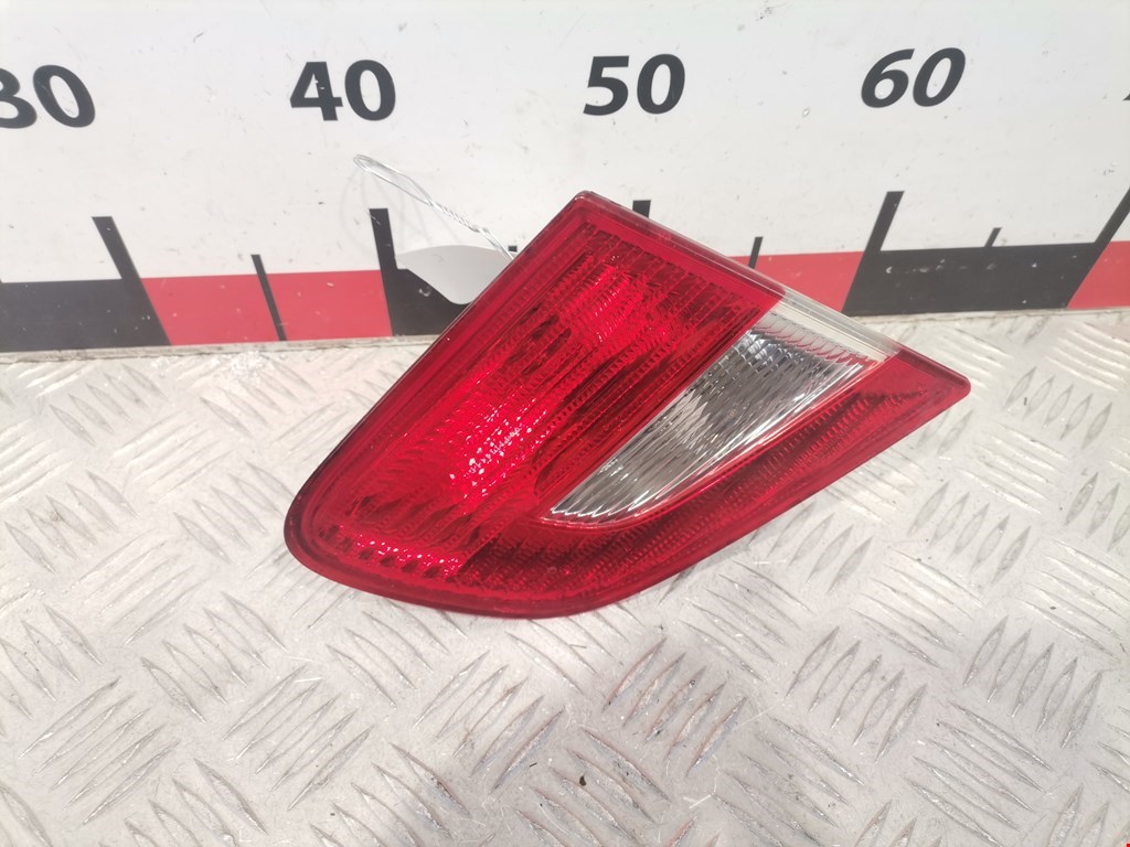 Фонарь задний внутренний левый SKODA Superb 2008-2015