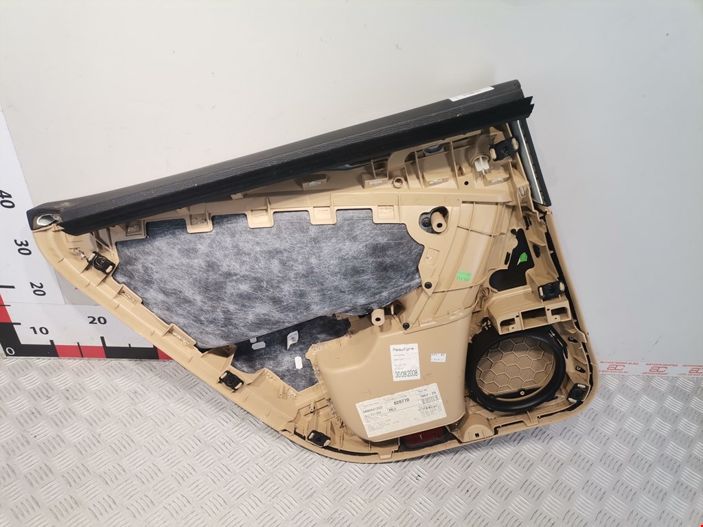 Обшивка двери задняя правая VOLKSWAGEN Passat B6 2005-2011