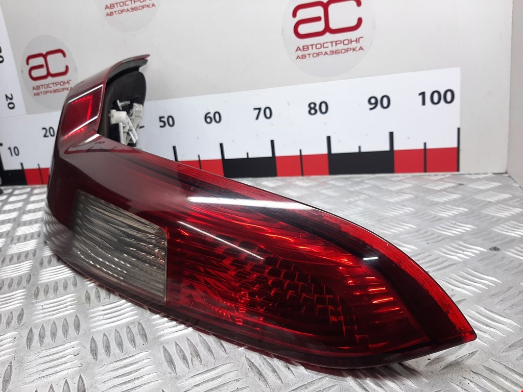 Фонарь задний левый VOLVO V50 I 2004-2012
