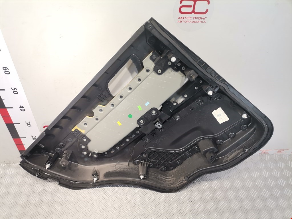 Обшивка двери задняя правая FORD Explorer 2011-2019