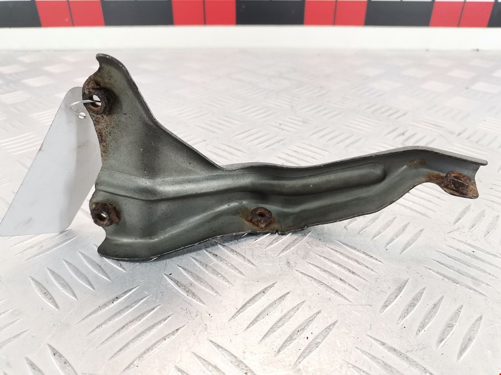 Кронштейн (крепление) радиатора LEXUS LX 470 1998-2007