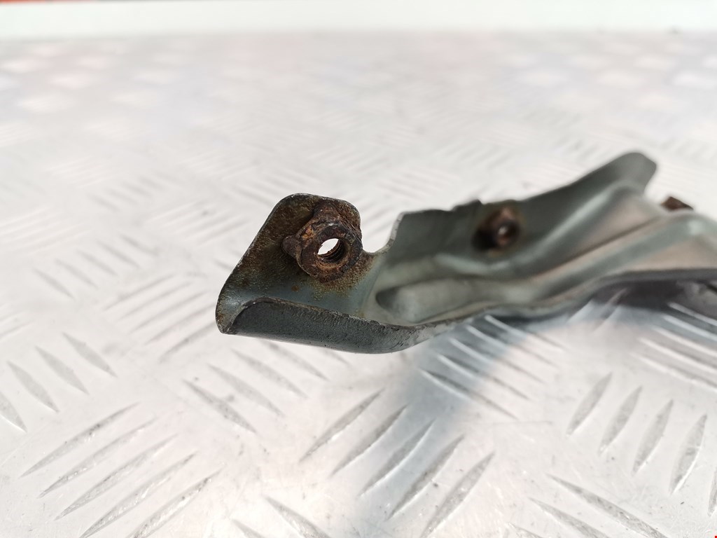 Кронштейн (крепление) радиатора LEXUS LX 470 1998-2007