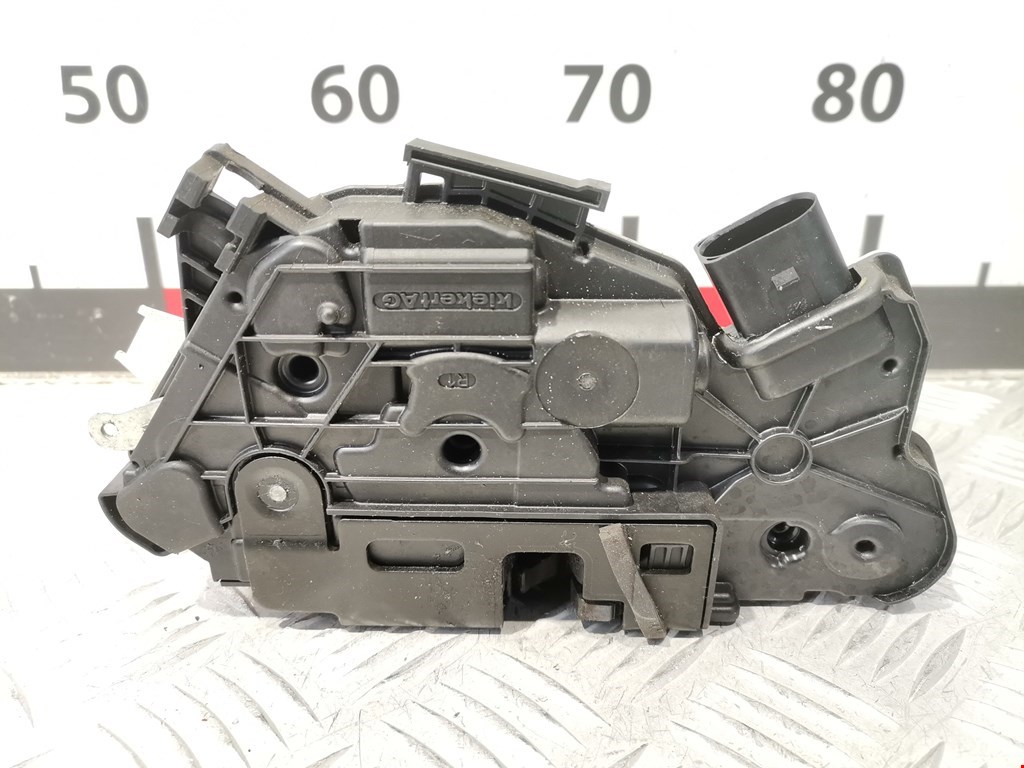 Замок двери передней правой SKODA Superb 2008-2015