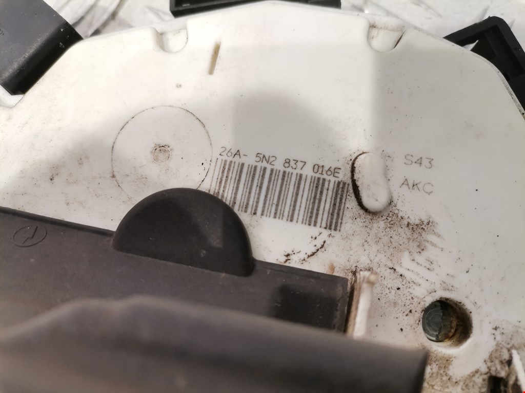 Замок двери передней правой SKODA Superb 2008-2015