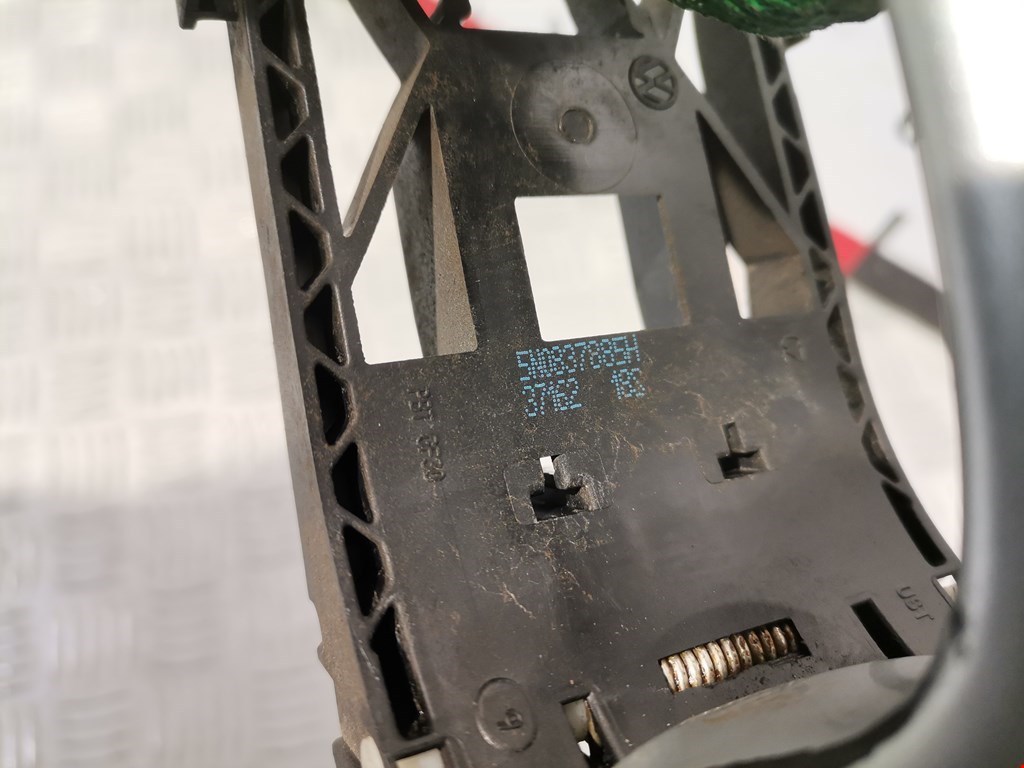 Ручка двери передней наружная правая SKODA Superb 2008-2015