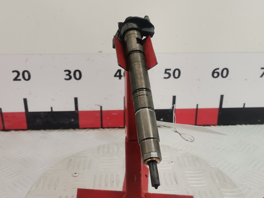 Форсунка дизельная электрическая VOLKSWAGEN Passat B6 2005-2011