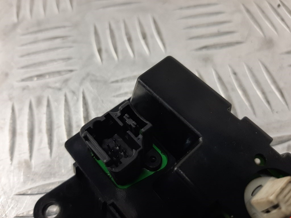 Часы PEUGEOT 206 1998-2012