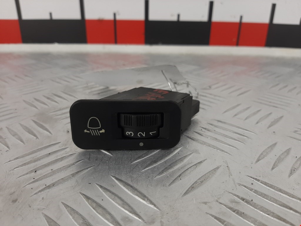 Кнопка корректора фар Peugeot 206 (1998-2006)