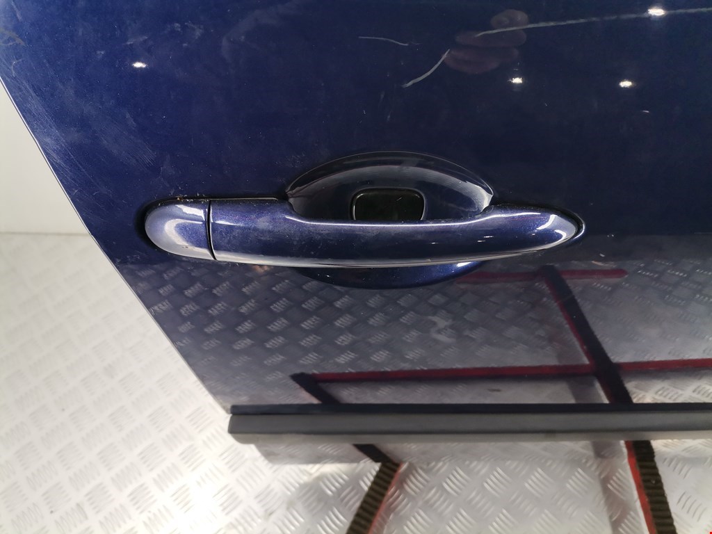 Дверь передняя правая RENAULT Scenic II 2003-2010