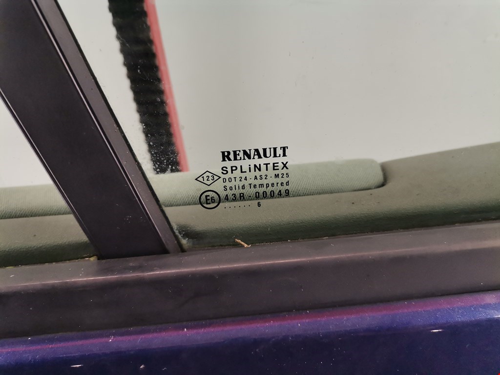 Дверь передняя правая RENAULT Scenic II 2003-2010