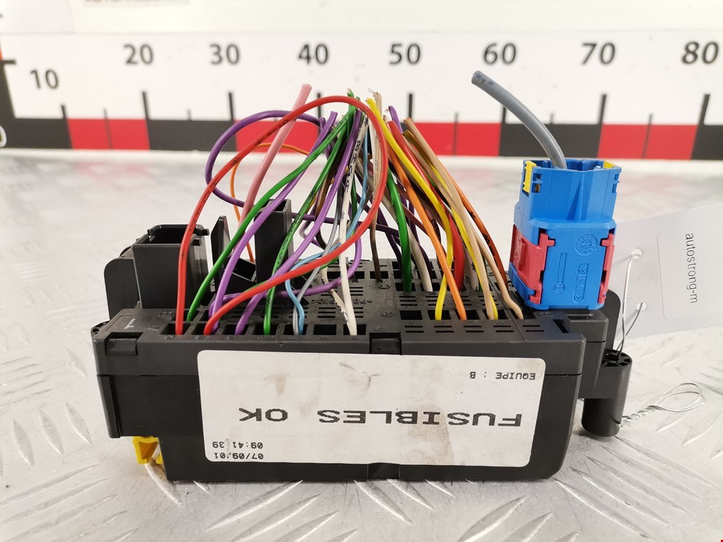 Датчик уровня в бачок омывателя PEUGEOT 406 1995-1999