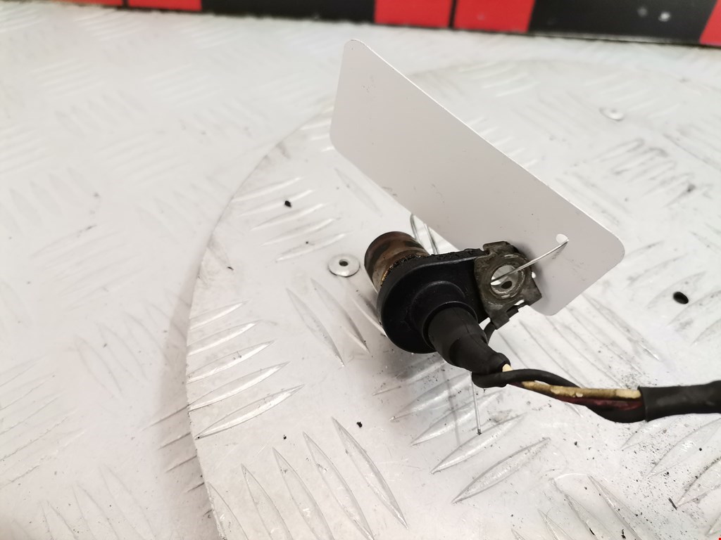 Датчик положения коленвала TOYOTA Avensis 2003-2008