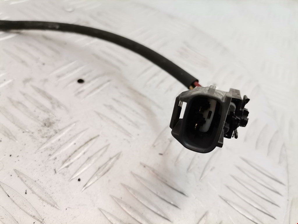 Датчик положения коленвала TOYOTA Avensis 2003-2008