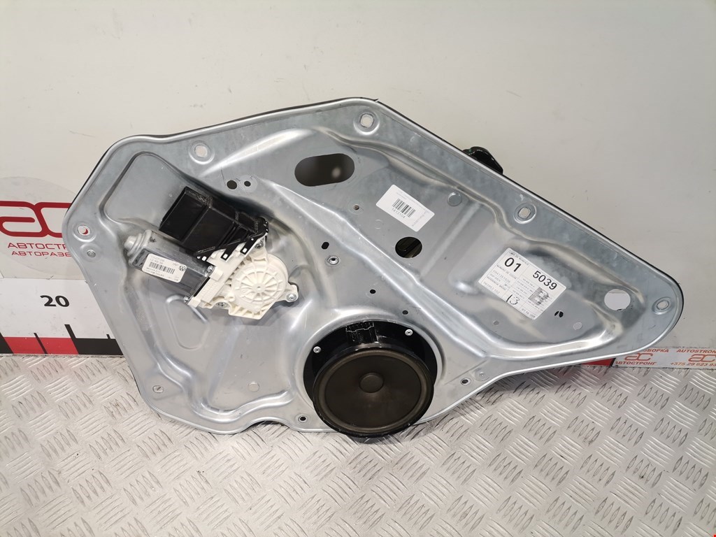 Стеклоподъемник задний правый VOLKSWAGEN Golf VI 2009-2012