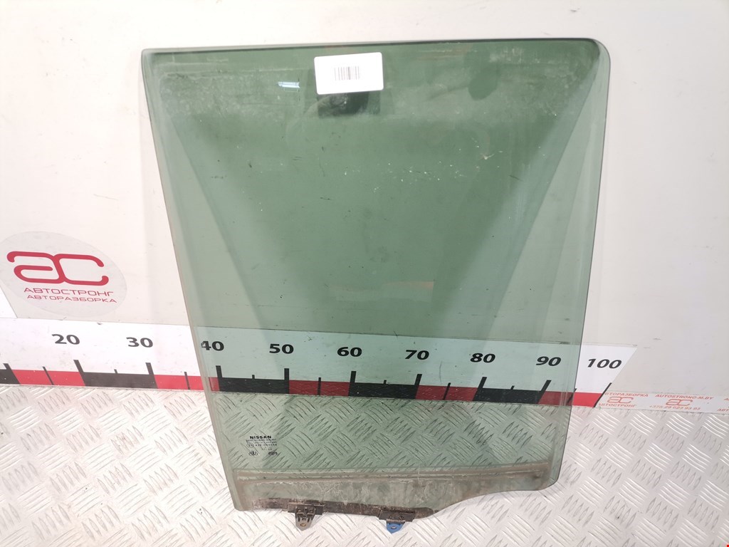 Стекло двери заднее правое NISSAN Navara III D40 2005-2015
