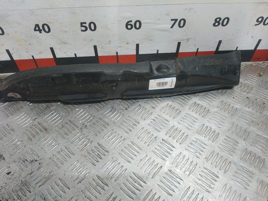 Уплотнитель двери Mercedes C-Class (W203) (2000-2008)