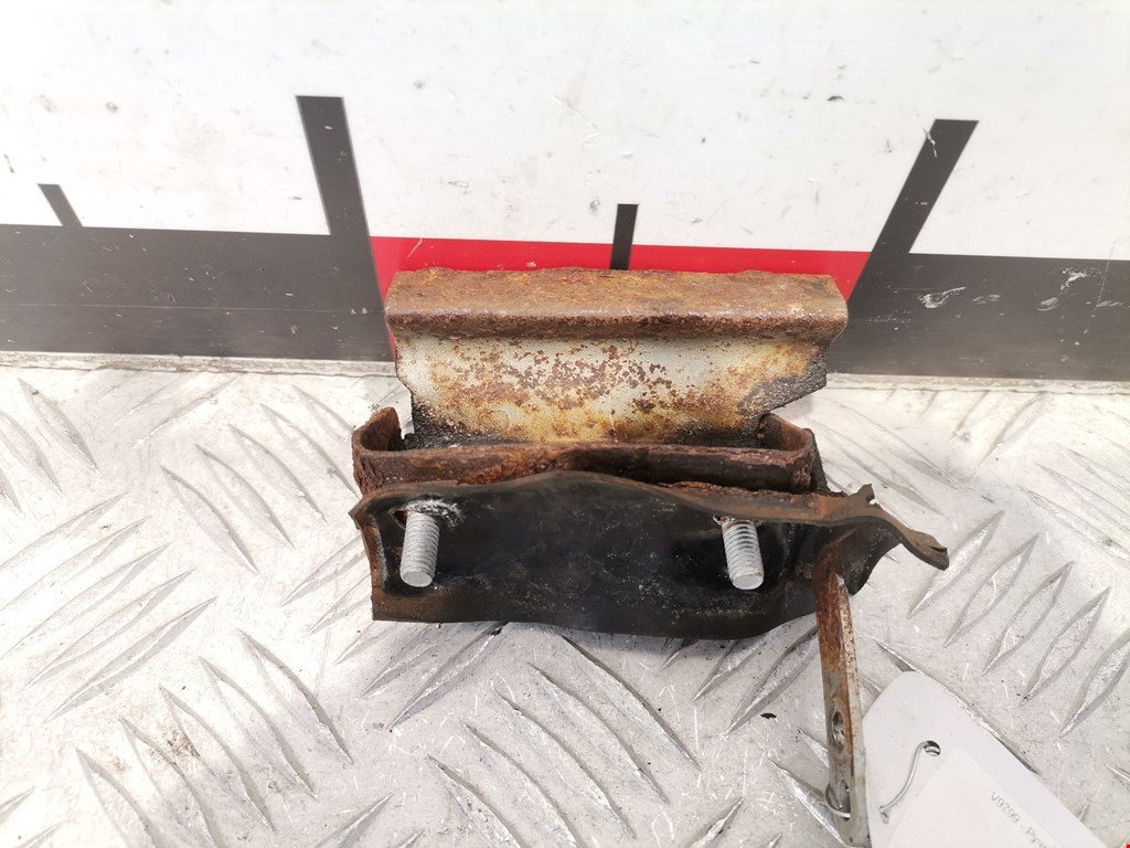 Ручка двери багажника наружная LAND ROVER Discovery II 1998-2004