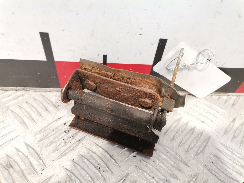 Ручка двери багажника наружная LAND ROVER Discovery II 1998-2004