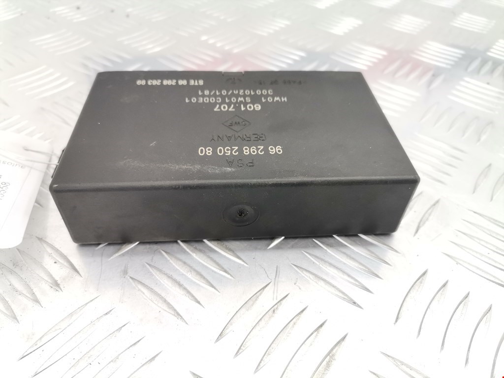 Блок управления парктрониками PEUGEOT 607 2000-2010