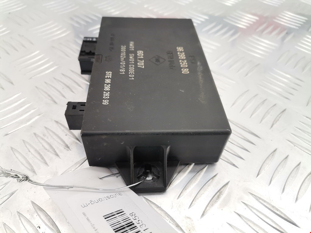 Блок управления парктрониками PEUGEOT 607 2000-2010