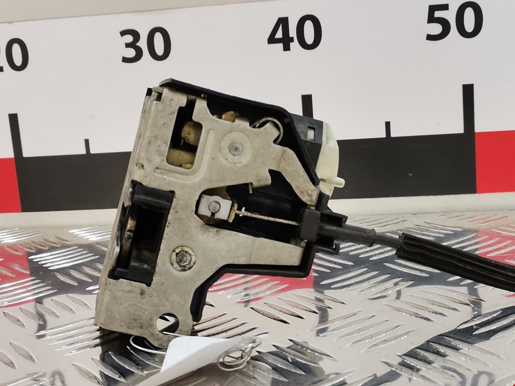 Замок двери передней левой RENAULT Clio 1998-2008